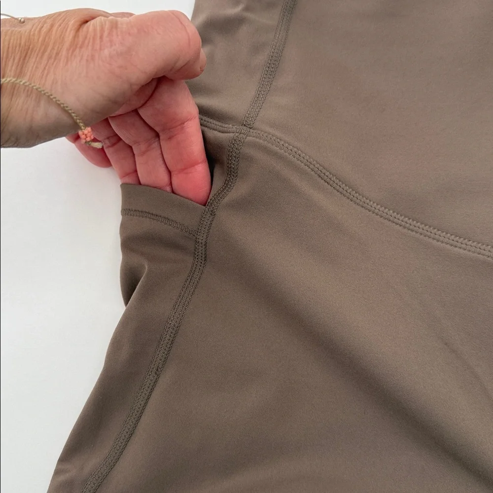 HALARA Women’s Chocolate Brown Joggers w/Pockets/Undies Size Medium NWOT - Picture 10 of 15